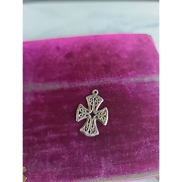 925 Sterling Silver Filigree Cross Pendant Vintage, READ - Picture 3 of 10